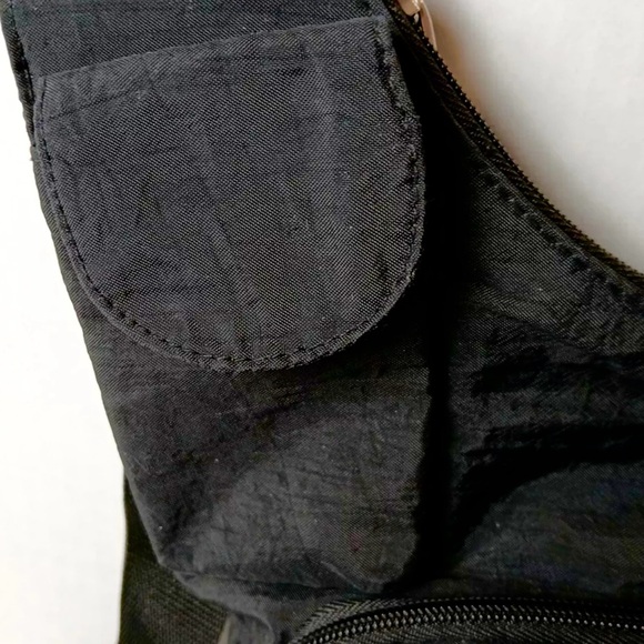 Baggallini Black Nylon Ergonomic Unisex Sling Crossbody Bag Lightweight - Picture 8 of 14